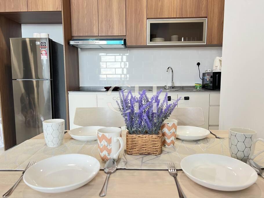 The Podium 3 Bedrooms At 7 Pax Apartment Kuching